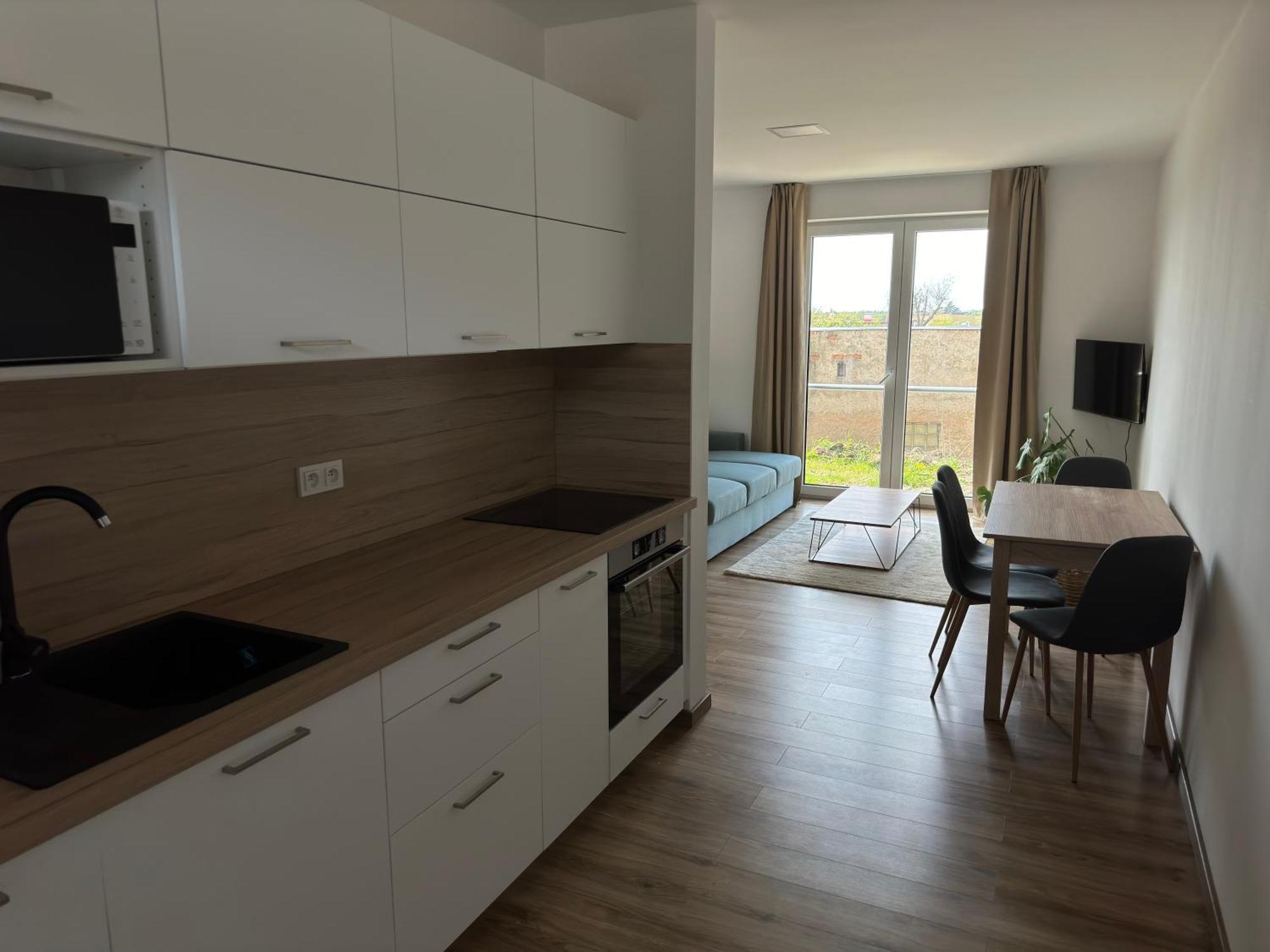 Anna * Nove Mesto nad Metuji